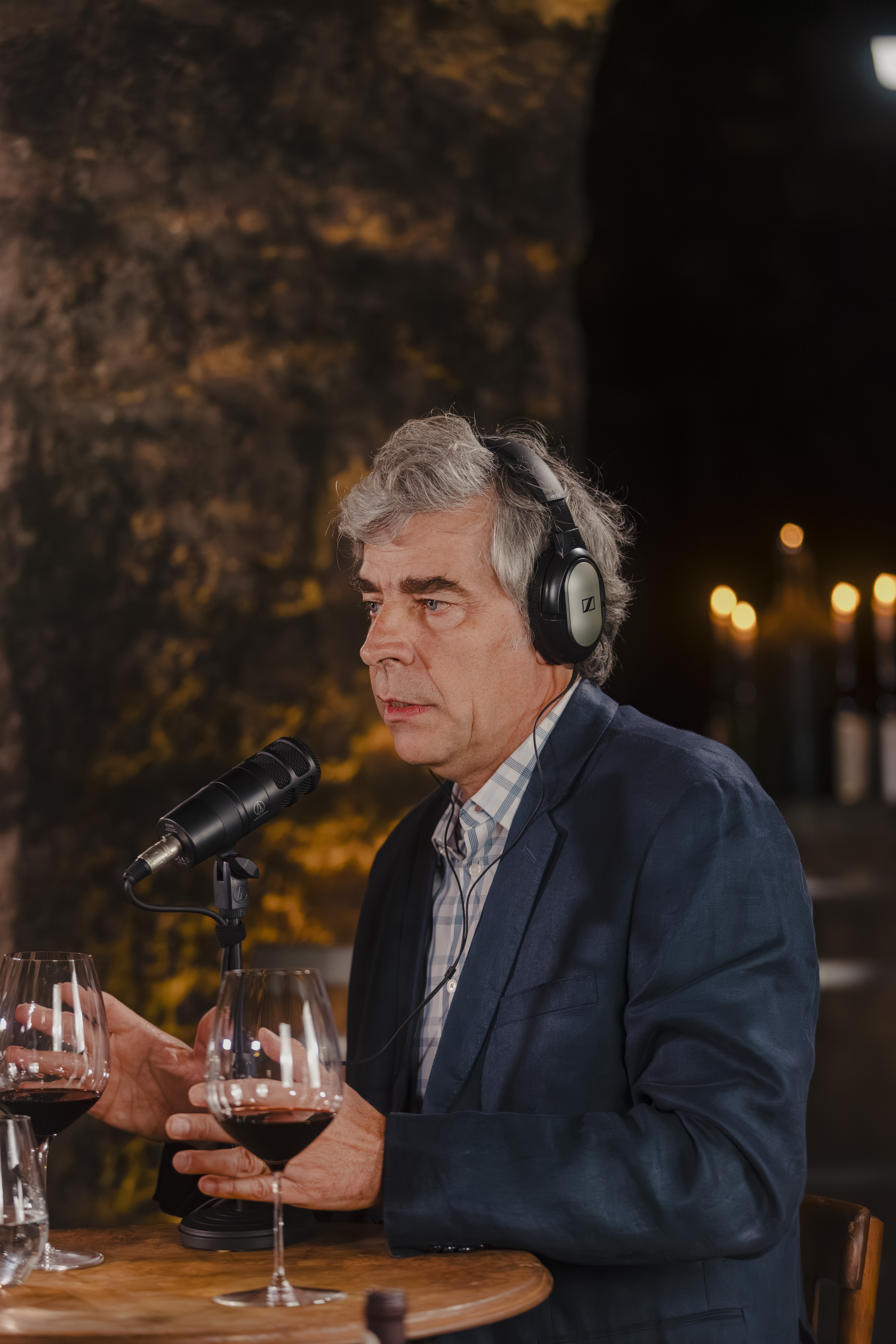 Enrique Tirado en la mesa de Fogón